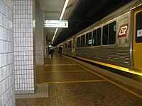 Archivo:Brisbane Central platform