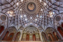 Casa histórica de Boroujerdi, Kashan, Irán, 2016-09-19, DD 34-36 HDR.jpg