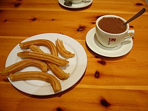 Archivo:Chocolate with churros