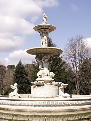 Archivo:Conchas Fountain Madrid