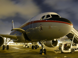 Archivo:EC-KKS Iberia Airbus A319