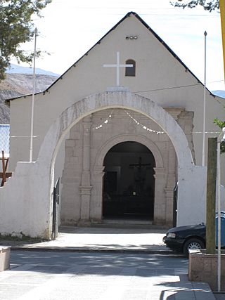 EXTERIOR IGLESIA DE CAMIÑA.JPG