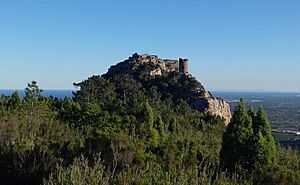 Archivo:Entrada al castillo montornés