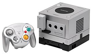 Archivo:GameCube-Silver-Optional-Set