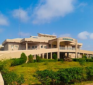 Archivo:General Amadi Rimi Othopaedic and Specialist Hospital 01