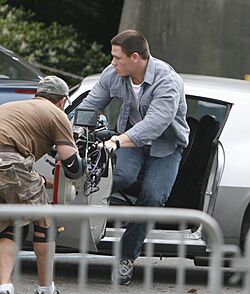 Archivo:John Cena on the set of "12 Rounds", 2008