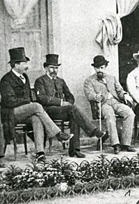 Archivo:Junio Argentino Roca (derecha) con Carlos Pellegrini (izquierda) - 1880