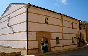 Archivo:La Almunia de Doña Godina - Antiguo Hospital de San Juan de Jerusalén 1