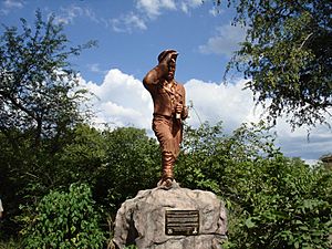 Archivo:Livingstone statue2