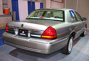 Archivo:Mercury Grand Marquis (2003) in 2006 Washington Auto Show