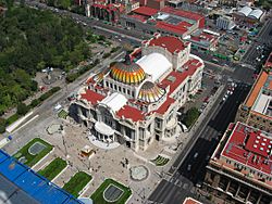 Mexico City Palacio de bellas artes.jpg