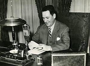 Archivo:Presidente Juan Domingo Perón (AGN 123768)