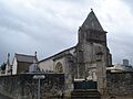 Saint-Hilaire-de-la-Noaille (Gironde), Fr) kerk en kerkhof