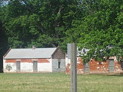 Archivo:Slave quarters at Magnolia Plantation, Natchitoches Parish, LA IMG 3473