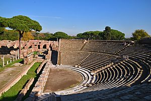 Archivo:Theater (Ostia Antica)