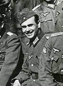 Tomás García Rebull (aproximadamente 1941-1943) BVD (cropped).jpg