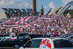 Archivo:2020 Belarusian protests — Minsk, 16 August p0068