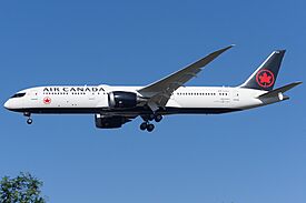 C-FVLX@PEK (20250503160547).jpg