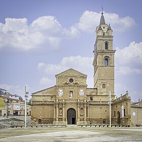 Calahorra 2021 - main façade.jpg