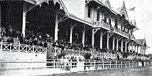 Archivo:Estadio geba tribuna 1910