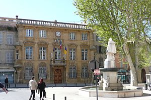 Archivo:Hôtel de ville à Salon-de-Provence