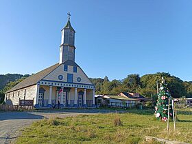 Iglesia de Chelin.jpg