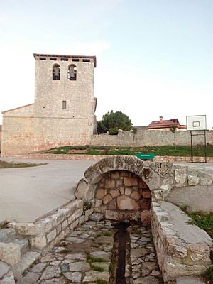 Archivo:Iglesia de San Cosme y San Damián Medinillla de la Dehesa (Burgos)