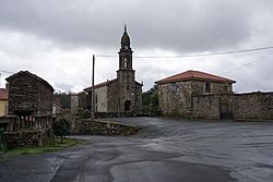 Igrexa de San Martiño de Meanos, Zas.JPG