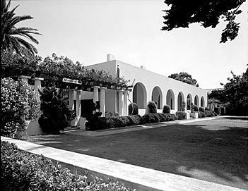 Archivo:La Jolla Women's Club (La Jolla, CA)