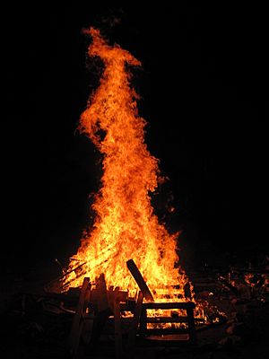 Archivo:Lag BaOmer bonfire