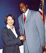 Archivo:Magic Johnson and Nancy Pelosi