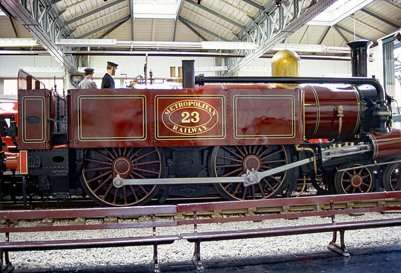 Metropolitan 23