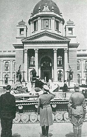 Archivo:Parada nemške vojske v okupiranem Beogradu