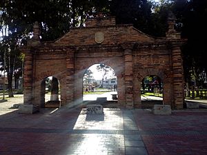 Archivo:Portal del Laguito