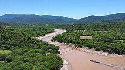 Río Pilcomayo, Área natural de manejo integrado Aguaragüe - Bolivia.jpg