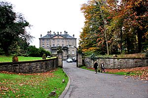 Archivo:The Pollok House at the Pollok County Park, Glasgow.