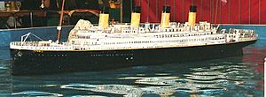 Archivo:Titanic modelo cropped
