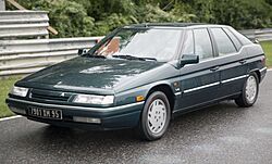 1992 Citroën XM Vitesse in Emerald Green, front left.jpg