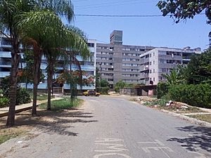 Archivo:Alamar (district of Havana, Cuba). - panoramio (50)