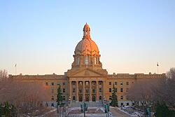 Alberta-Provincial-Legislature-Building-Edmonton-Alberta-Canada-01.jpg