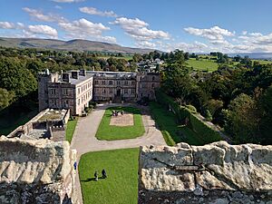 Archivo:Appleby Castle, 2024 (24)