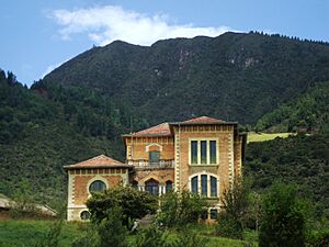 Archivo:Castillo Sesquile