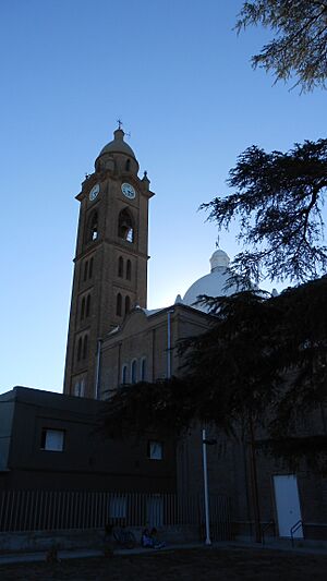 Archivo:Gálvez Iglesia DSCN3097