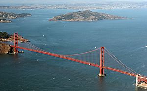 Archivo:Golden Gate Bridge Aerial