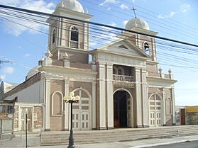 Archivo:Iglesia San Andres Pica