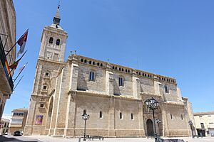 Archivo:Iglesia de San Benito Abad, Yepes 03