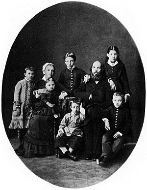 Archivo:Lenin family