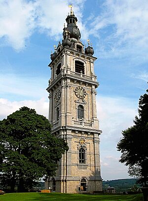 Archivo:Mons beffroi JPG01B