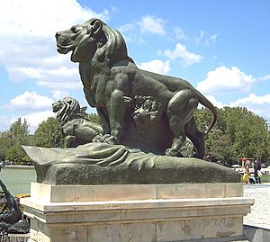 Archivo:Monumento a Alfonso XII (Madrid) 02