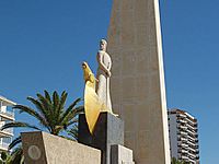 Archivo:Monumento a Jaime I en Salou